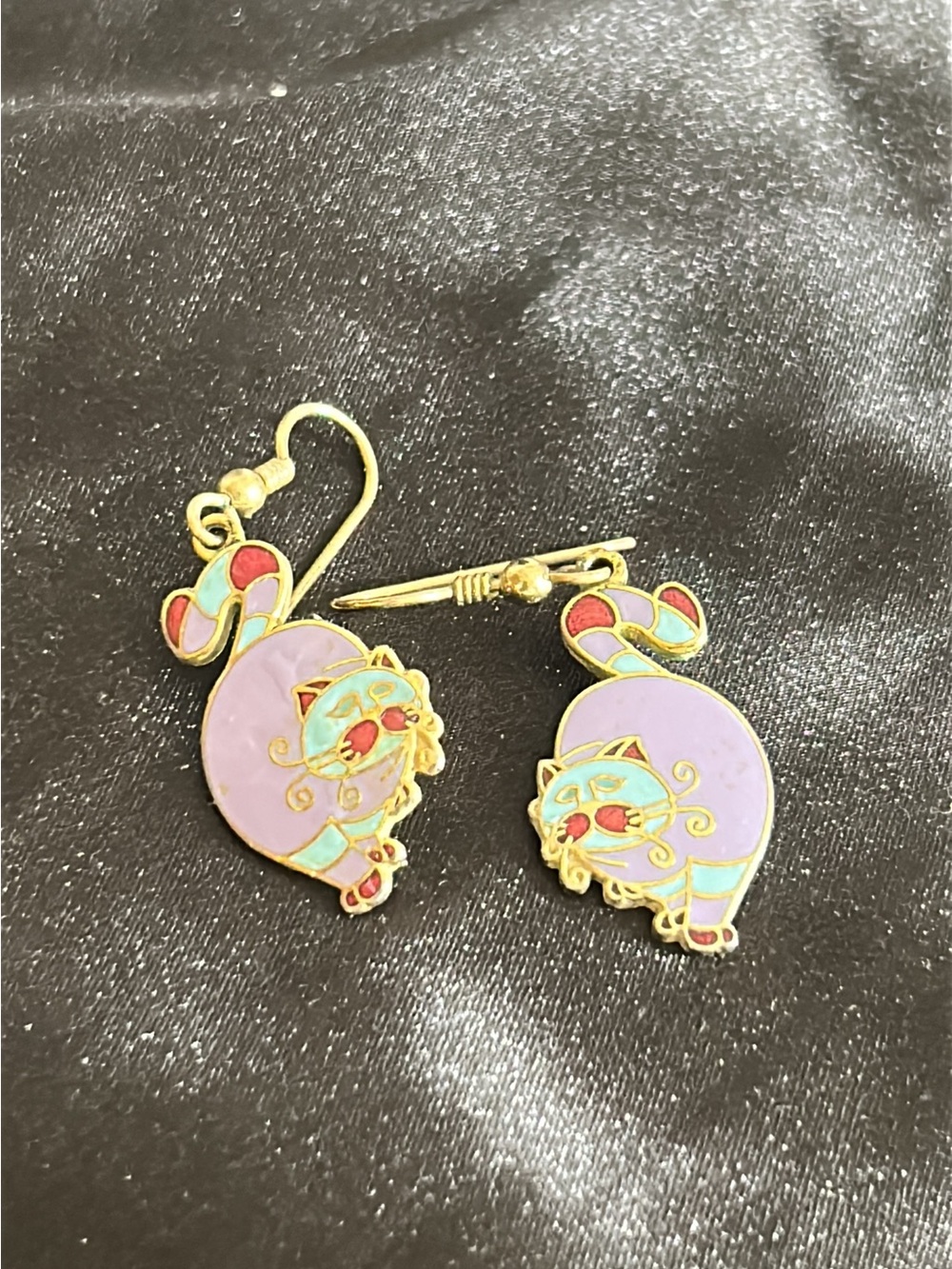 Gold-Tone Purple Cat Enamel Drop Earrings